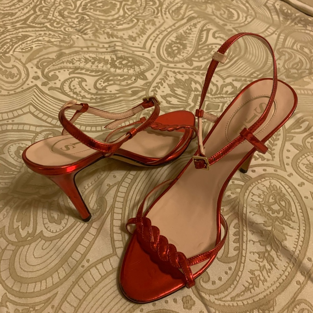Shoe
